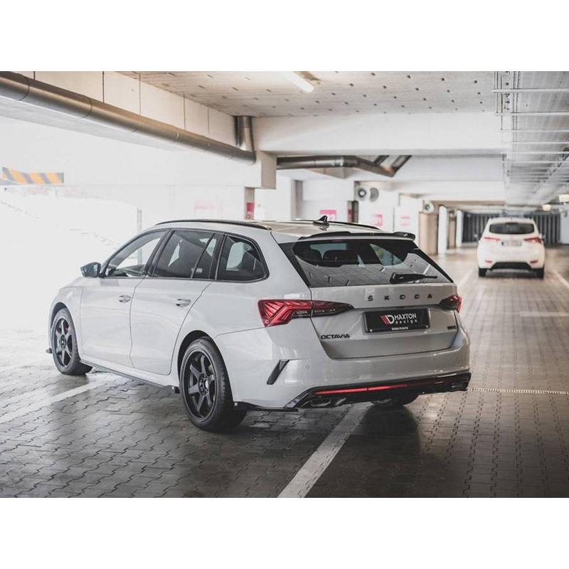 Maxton Design – REAR SIDE SPLITTERS V2 SKODA OCTAVIA RS MK4 (2020-)