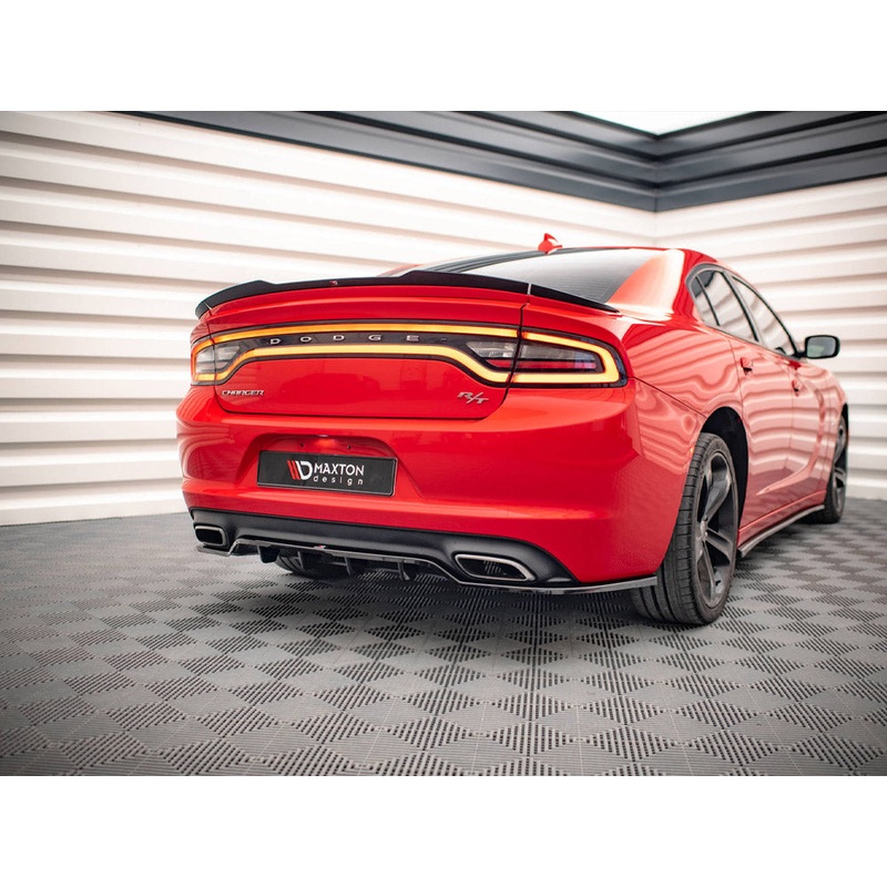 Maxton Design – CENTRAL REAR SPLITTER (VERTICAL BARS) DODGE CHARGER RT MK7 FACELIFT (2014-2023)