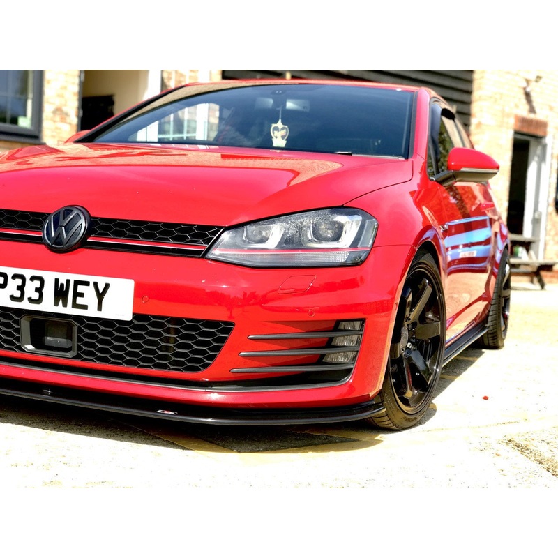 Triple R Composites – Volkswagen Golf MK7.5 GTI – Side Skirt Splitters