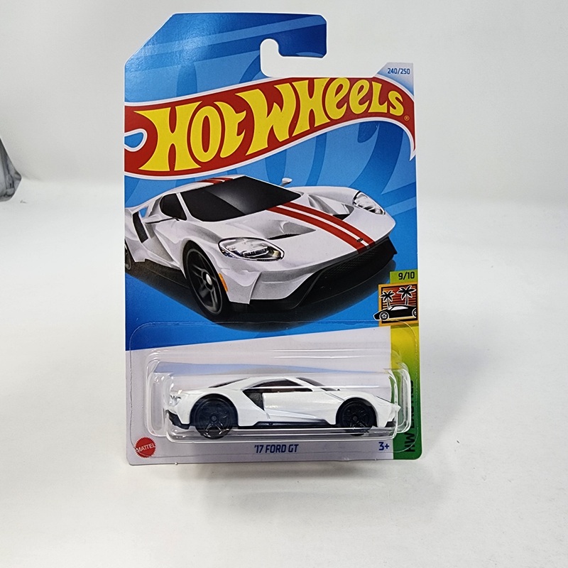 ’17 Ford GT #240 * WHITE * 2024 Hot Wheels Case Q
